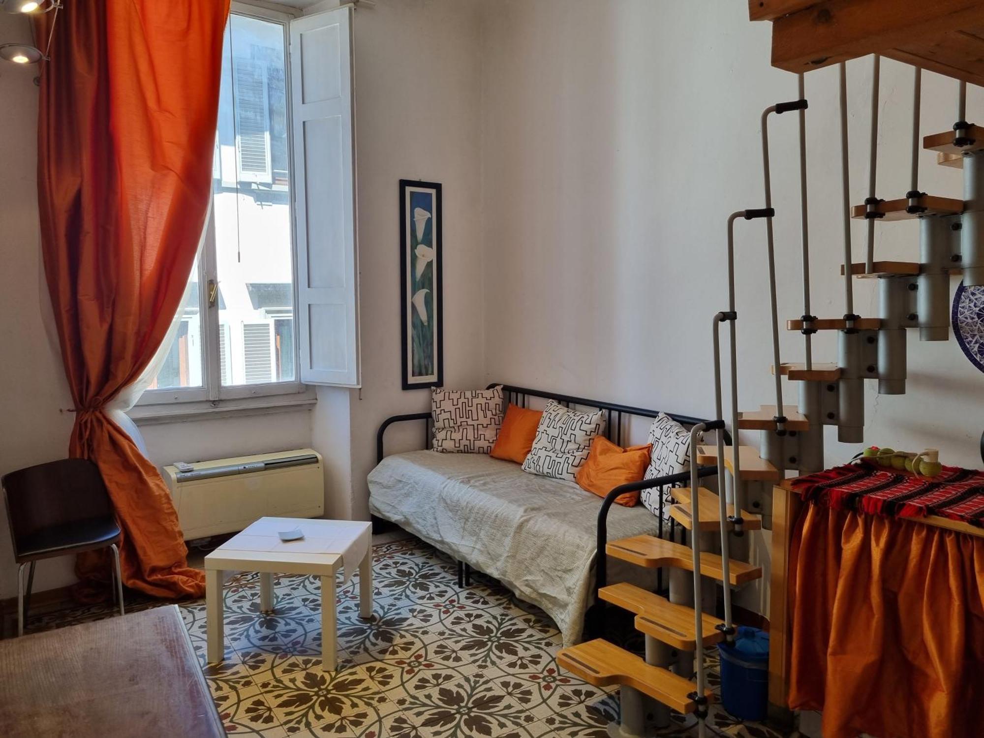 La Sede Dell'Arte Monolocale Studio E Camere In Torre Medievale Vicino A Duomo E Piazza Signoria Florenz Exterior foto