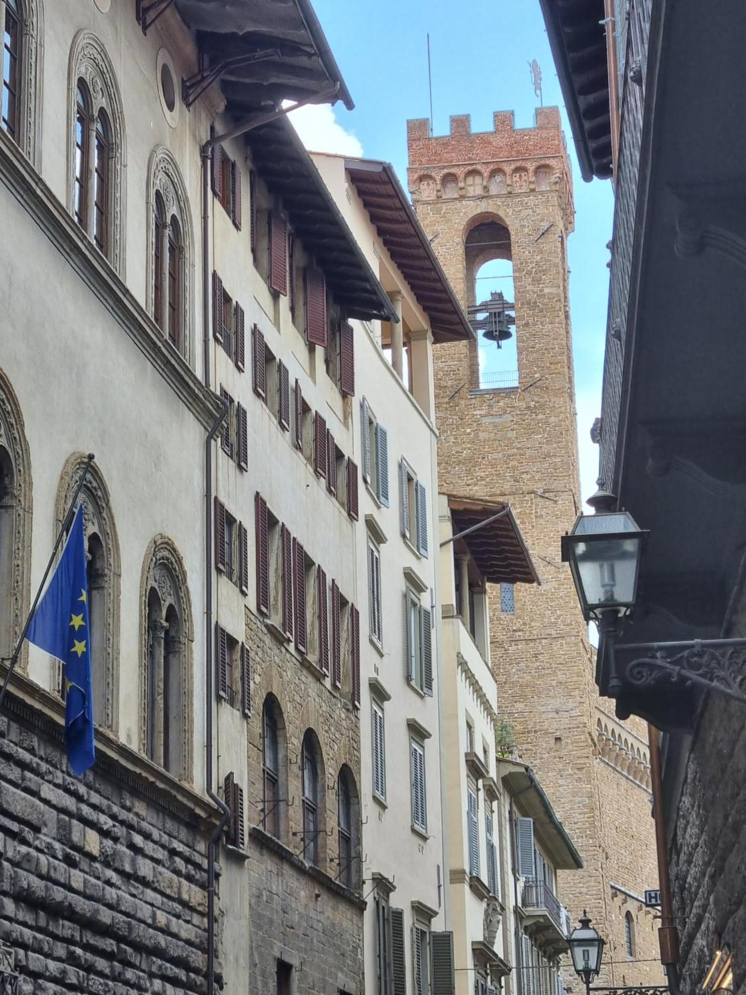 La Sede Dell'Arte Monolocale Studio E Camere In Torre Medievale Vicino A Duomo E Piazza Signoria Florenz Exterior foto