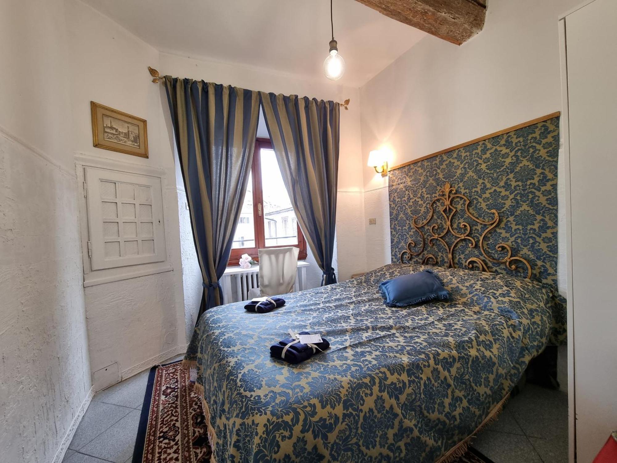 La Sede Dell'Arte Monolocale Studio E Camere In Torre Medievale Vicino A Duomo E Piazza Signoria Florenz Exterior foto