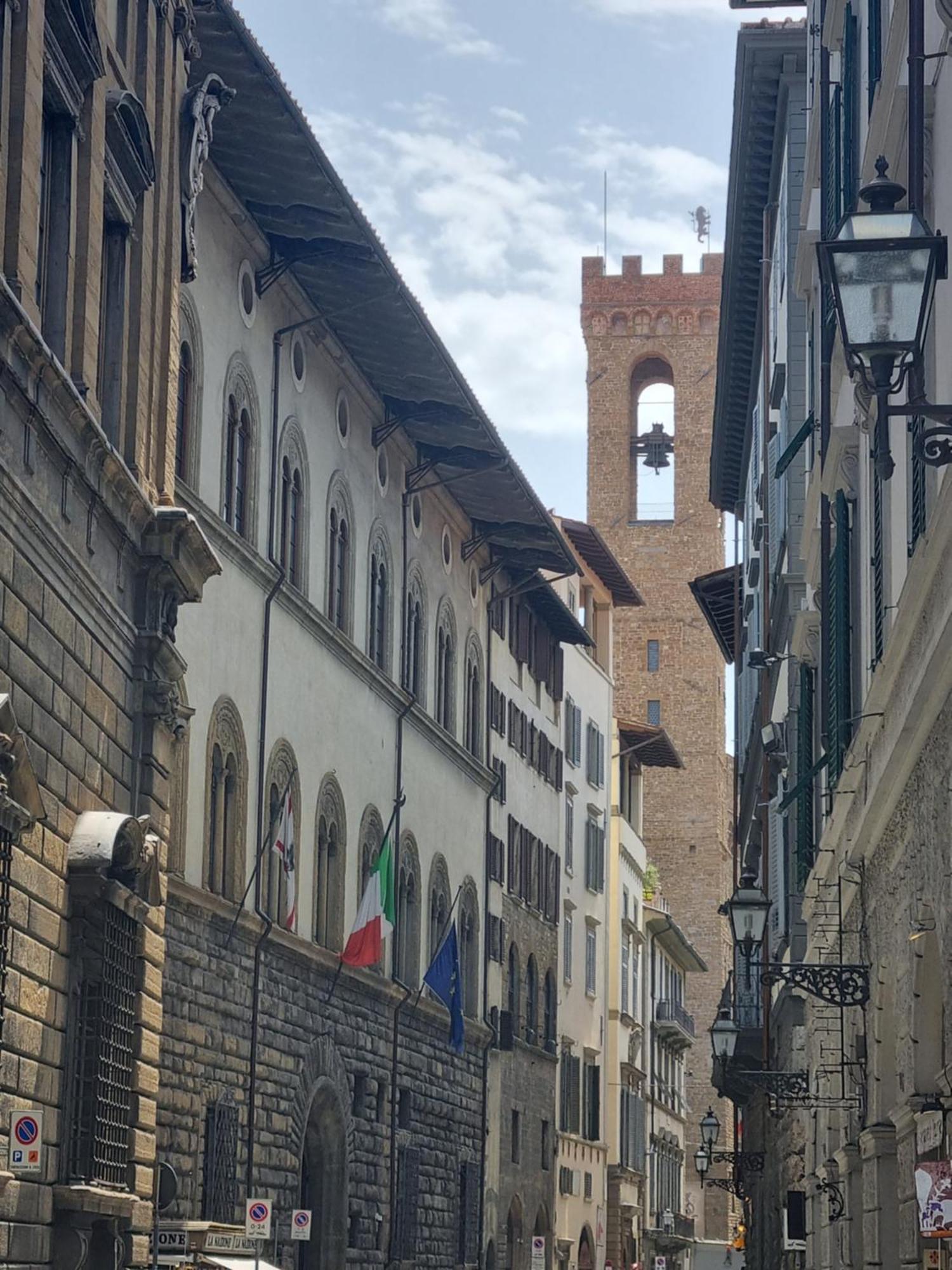 La Sede Dell'Arte Monolocale Studio E Camere In Torre Medievale Vicino A Duomo E Piazza Signoria Florenz Exterior foto