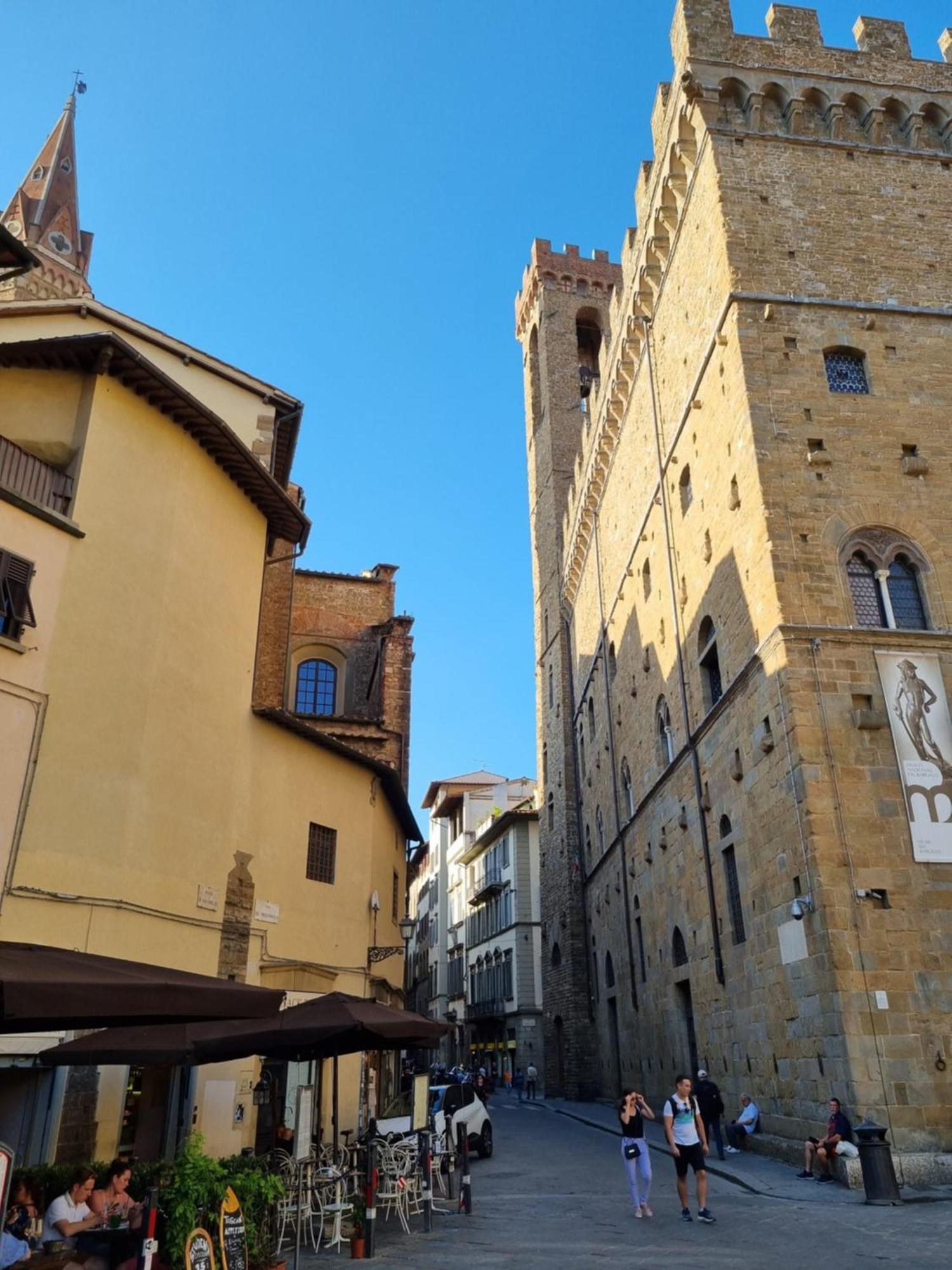 La Sede Dell'Arte Monolocale Studio E Camere In Torre Medievale Vicino A Duomo E Piazza Signoria Florenz Exterior foto