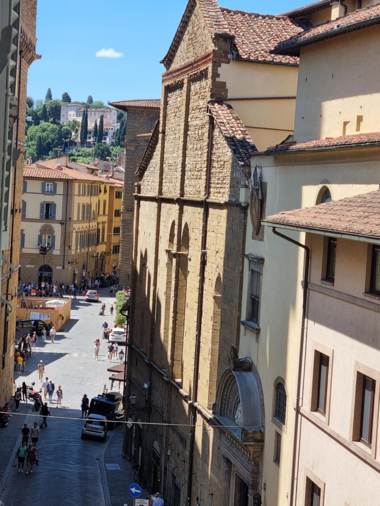 La Sede Dell'Arte Monolocale Studio E Camere In Torre Medievale Vicino A Duomo E Piazza Signoria Florenz Exterior foto
